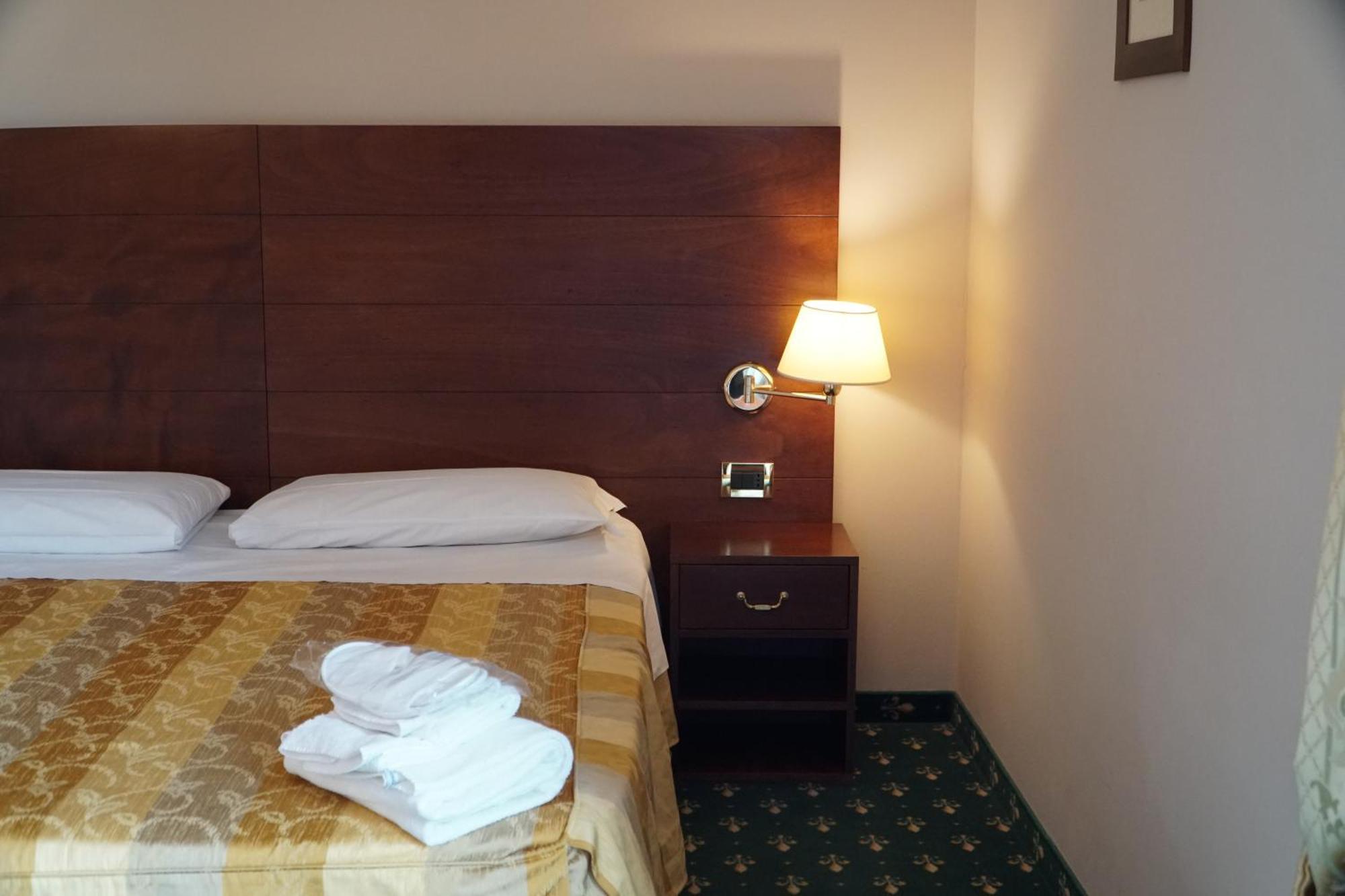Hotel President Montecatini Terme Exterior foto